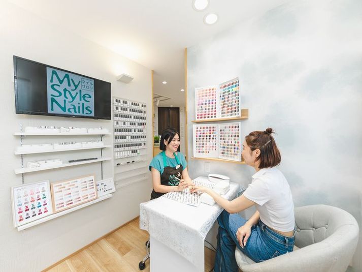 新瑞橋駅５分、ハンド＆フットネイル。設備の整ったのネイルサロン内 - レンタルルーム My Style Nails