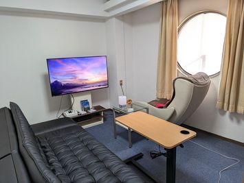 南浦和駅東口目の前！　50インチ4KTV・Blu-rayDVDプレイヤー有り。マッサージソファでまったり。 - 田中ビル301号