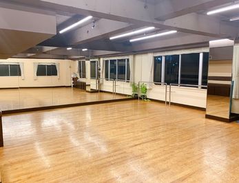 ダンスモーメントカネコ Dance Moment KANEKO―心斎橋のダンススタジオの室内の写真
