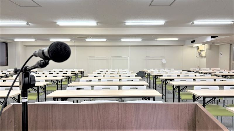 少人数向け！	リロの会議室　池袋駅東口　ぬかりやビル4階会議室 - リロの会議室　池袋駅東口　ぬかりやビル