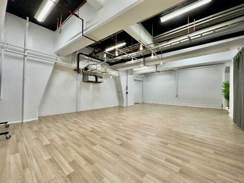 軍艦301室“狂気”建築家渡邊洋治作品！新宿にある奇抜デザイン 新宿・歌舞伎町・駅近1分・職安通り・軍艦ビル-301室の室内の写真