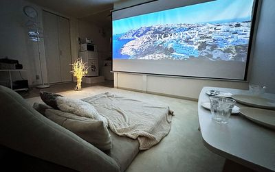 Comfy天満 Comfy天満４✨商店街直結！24H⏰120インチスクリーンの室内の写真
