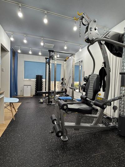 完全個室のレンタルジム - パーソナルジムアットファースト