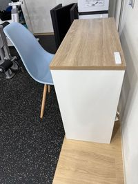 1人で集中して仕事に打ち込めます。 - パーソナルジムアットファースト 完全個室のレンタルジムの設備の写真