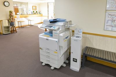 １Fコピー機 - リフレフォーラム B研修会議室の室内の写真