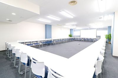 ふれあい貸し会議室 大阪駅前第２ビル ふれあい貸し会議室 梅田No141の室内の写真