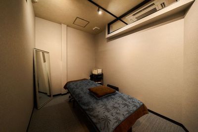 2回目以降の方　★路面店＋完全個室★隠れ家的な落ち着いた空間で施術できます！ - VIAS