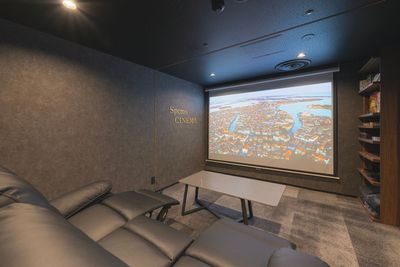 598_SpemoCINEMA大阪梅田の室内の写真