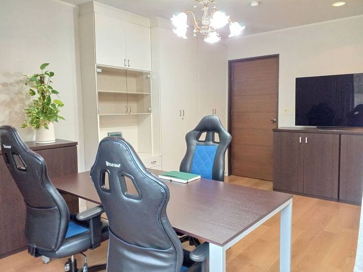 ミーティングスペース - レンタルスペース「LuLuAs」