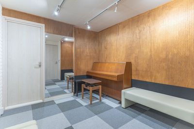 アコースティック楽器に最適の環境です。アップライトピアノ有り。 - 音ラボ -est-