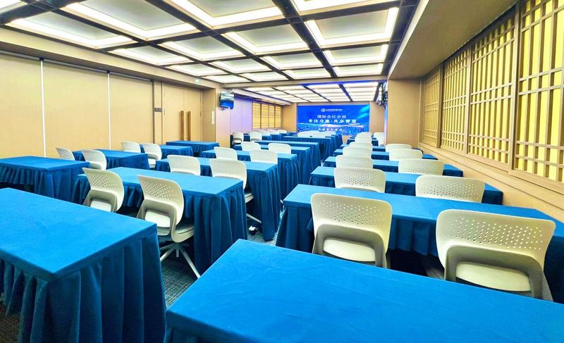 華青会ビル　青麦国際　-1F会議室 青麦国際【2F華青会会議室】東西線-早稲田駅徒歩8分 ６０人までの室内の写真