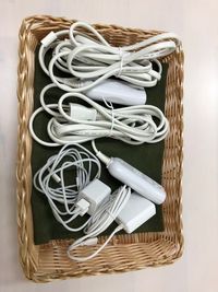 携帯充電器×4コンセント×2無料オプション - レンタルスペース【RoomAoyama】 🎵RoomAoyama 　楽器演奏OKのレンタルスペースの設備の写真