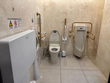 ロビートイレ - 東横INN Jr. 川崎駅前 シングルのその他の写真