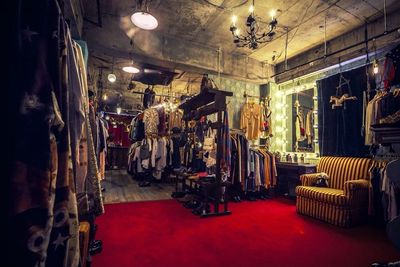 ギャラリー展示、フォトスタジオの室内の写真