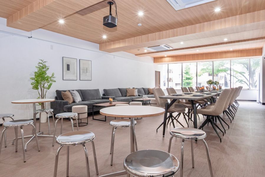 d4986964-8da5-421a-bf02-