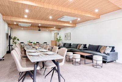 Prime Board 横浜 Prime Board 横浜  2024年ベストホスト受賞の室内の写真