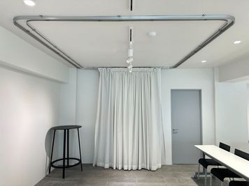 控室・試着室としてご使用いただけます。 - シブテナスペース 渋谷貸会議室 宇田川町ビルディング シブテナスペース 渋谷会議室 宇田川ビルディング（4F）の室内の写真
