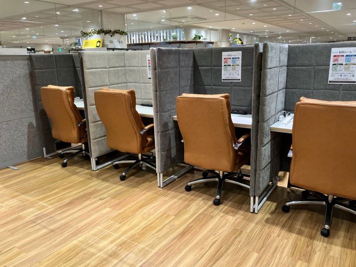 1人用席（通話・会話NG） - コインスペース三宮オーパ２店[3階]（全席通話・会話禁止）