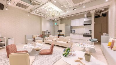437_Yell-X／BASE池袋の室内の写真