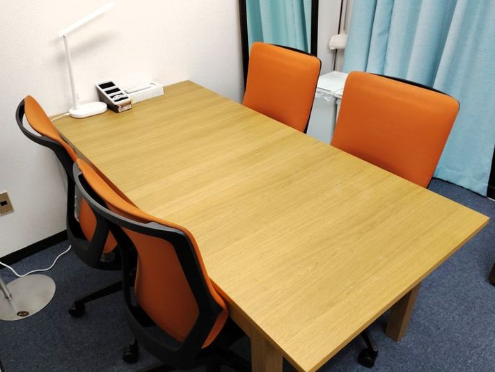 ITOKI オフィスチェアを導入しました 2025/05 - のんびりスペース高田馬場 のんびり馬場箱の室内の写真