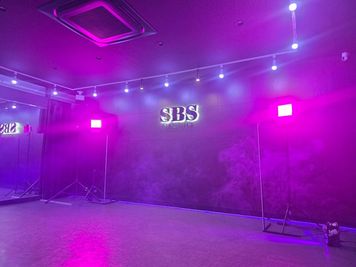スモークを炊いた場合 - SBS第1スタジオ(本校) 値下げ中！ブラックに改装しました！59㎡のカッコいいスタジオ★の室内の写真
