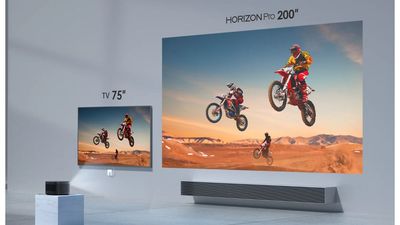 【有料貸出】４Kプロジェクターと白壁を利用して投影可能。 - サモスタ御徒町店の設備の写真