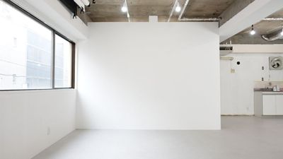 【白壁】幅318cm、高さ240cm - サモスタ御徒町店の室内の写真