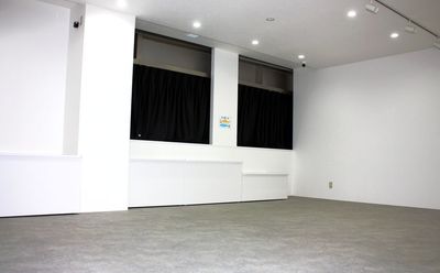 ビジネスにも、カルチャーにも、エンタメにも。土足Ok！飲食OK！ - 函館フリースタジオ＆フリースペース「はこプレイス」