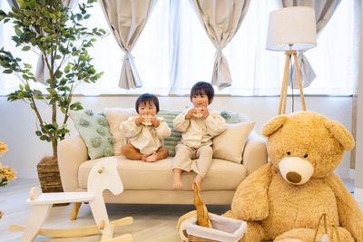 パンやカゴの小物たくさん - Moff room studio《三ノ宮店》 三ノ宮6分🚶‍♂️77㎡パーティ可🧸クマ沢山映え撮影スタジオの室内の写真