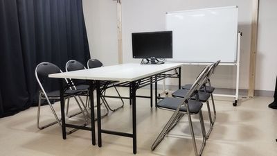 会議室、モニター、ホワイトボード完備 - STUDIO TontoTonTonの室内の写真