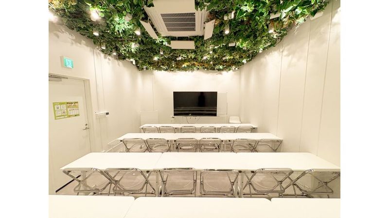 FEEEP立川店 FEEEP 立川店イベントスペースA｜着席可能人数24名様の室内の写真