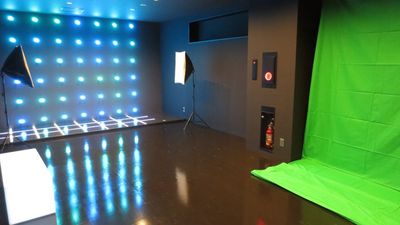 函館フリースタジオ＆フリースペース「はこプレイス」 はこプレイス2F【エンチャントルーム】の室内の写真