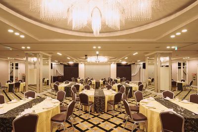 アパホテル＆リゾート〈東京ベイ潮見〉宴会場の室内の写真