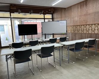 【大村駅商店街内：アクセス良好】会議／ワークショップ／イベントなどに！＜WiFi完備・カフェ併設＞ - coto大村アーケード