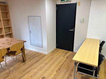 TOWORK会議室の室内の写真