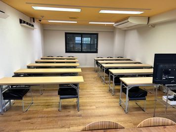 TOWORK会議室の室内の写真