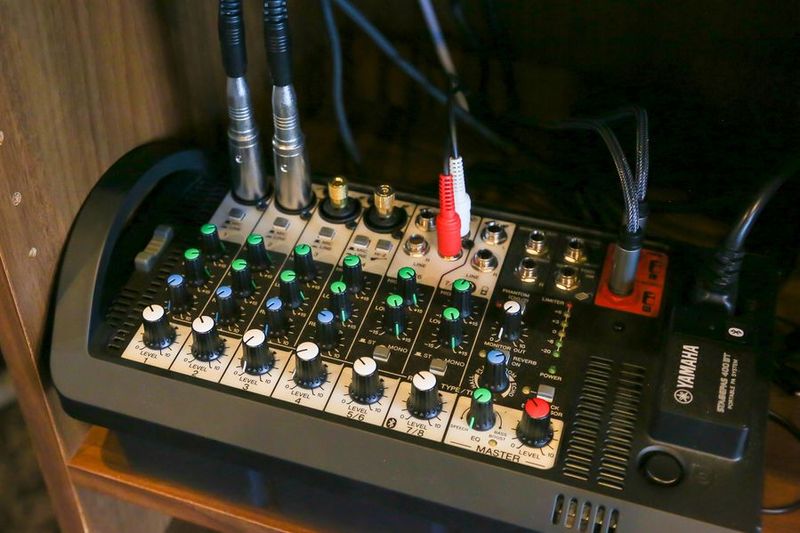 大画面スクリーン付き多目的スペース（カフェスペース半面利用） - Life's Lounge Cafe（ラウンジ カフェ）