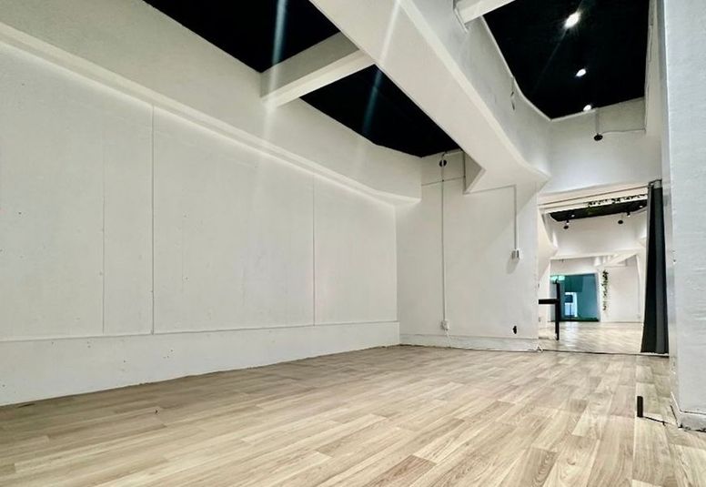 room C 横5.4m✕縦3m　鏡あり。 - HEAVEN SPACE 大久保 HEAVEN SPACE STUDIO room Cの室内の写真