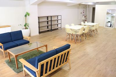 レンタルスペース 「plage」 【本町駅7分】無料貸し出し備品 / 展示会やポップアップに最適の室内の写真