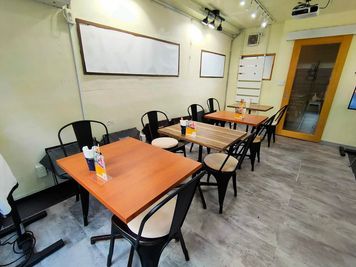 駅チカ！ZOOM会議やリモートでも使える会議室！ - Art Cafe POLYPUS