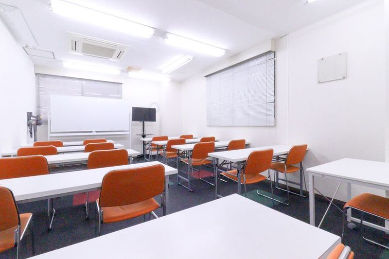 ふれあい貸し会議室 心斎橋F - ふれあい貸し会議室 心斎橋DH