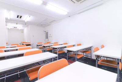 ふれあい貸し会議室 心斎橋DH ふれあい貸し会議室 心斎橋Fの室内の写真