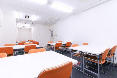 ふれあい貸し会議室 心斎橋DH ふれあい貸し会議室 心斎橋Fの室内の写真