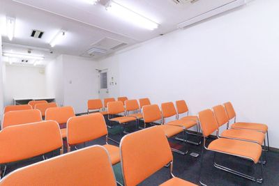 ふれあい貸し会議室 心斎橋DH ふれあい貸し会議室 心斎橋Fの室内の写真