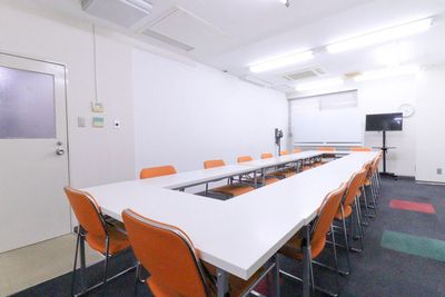 ふれあい貸し会議室 心斎橋DH ふれあい貸し会議室 心斎橋Fの室内の写真