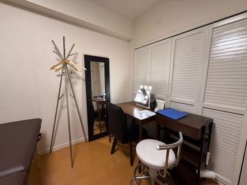 minoriba_薬院駅白金一丁目店 レンタルサロンの室内の写真
