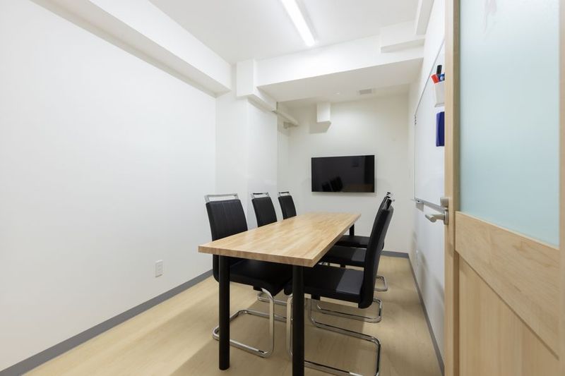 会議室A - Seeds Co-work 広島駅前