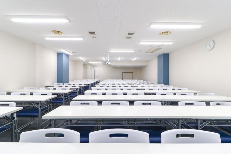 ふれあい貸し会議室 梅田No141 - ふれあい貸し会議室 大阪駅前第２ビル