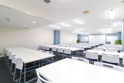 ふれあい貸し会議室 大阪駅前第２ビル ふれあい貸し会議室 梅田No141の室内の写真