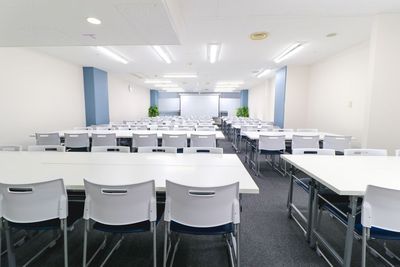 ふれあい貸し会議室 大阪駅前第２ビル ふれあい貸し会議室 梅田No141の室内の写真